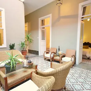 https://la-casa-de-vegueta.in-canary-islands.com
